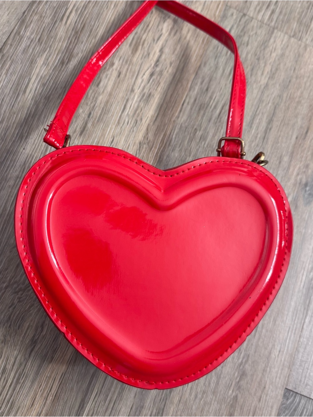 Red Heart-Shaped Crossbody Bag - Unbranded